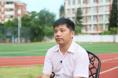 杨国强人生开心的一天:国华 成立校友会